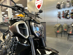 2024 DUCATI DIAVEL V4 - BLACK