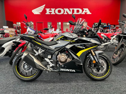 2022 HONDA CBR500R - SILVER