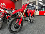 2023 HONDA CRF250R - RED