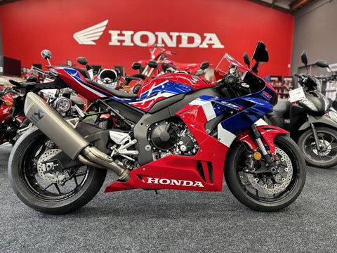 2021 HONDA CBR1000RR - METALLIC RED