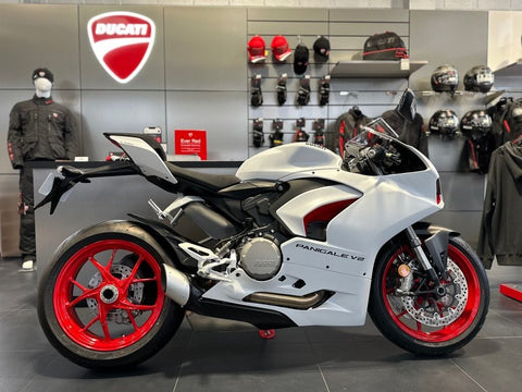 2023 DUCATI PANIGALE V2 - SILK WHITE