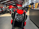 2023 DUCATI DIAVEL V4 - RED